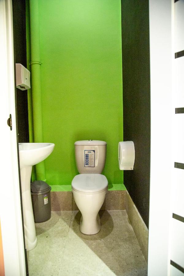 Hostel Wakeup Biszkek Zewnętrze zdjęcie